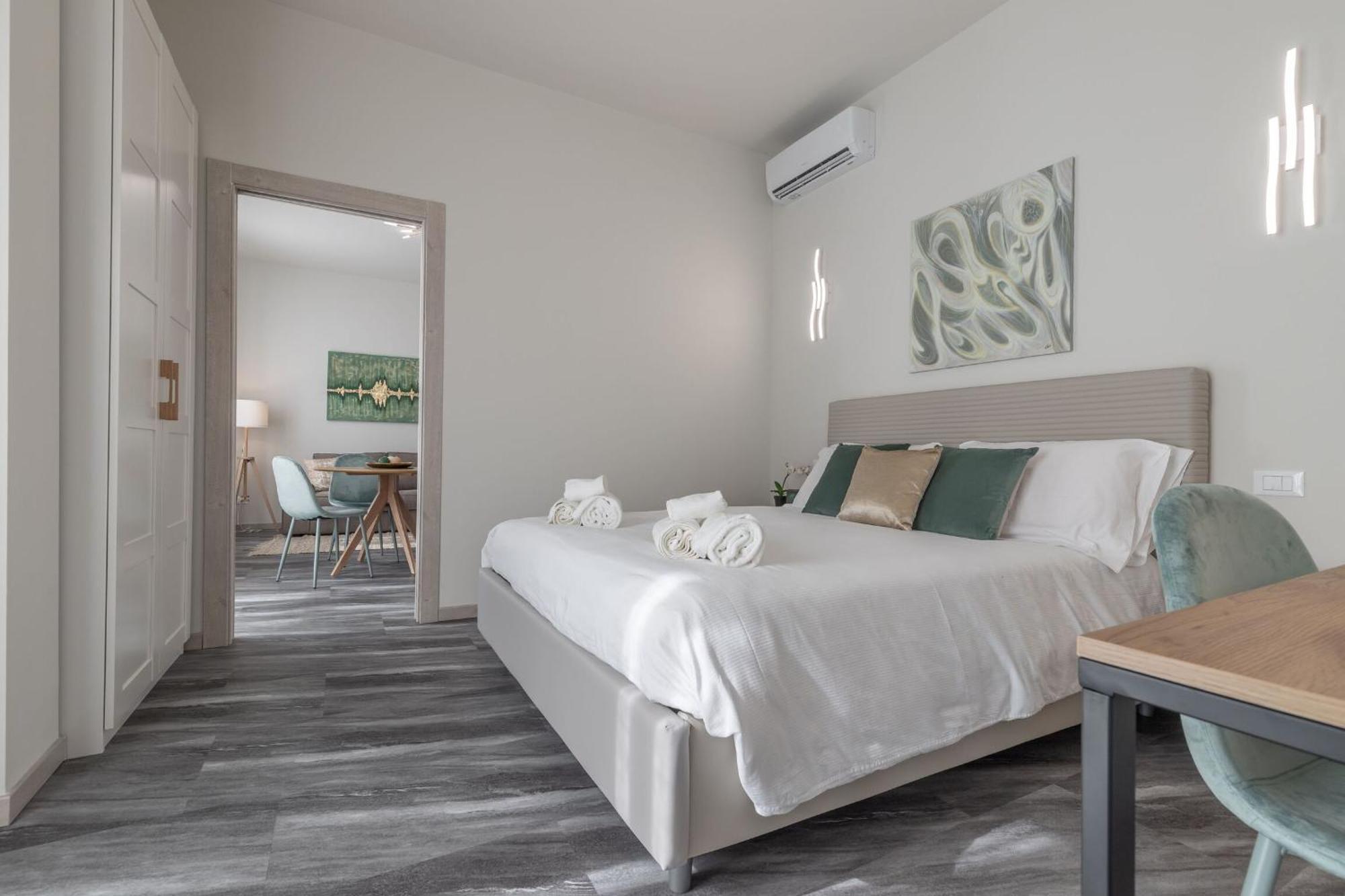 Italian Experience-Suite Ateneo Pavia Esterno foto