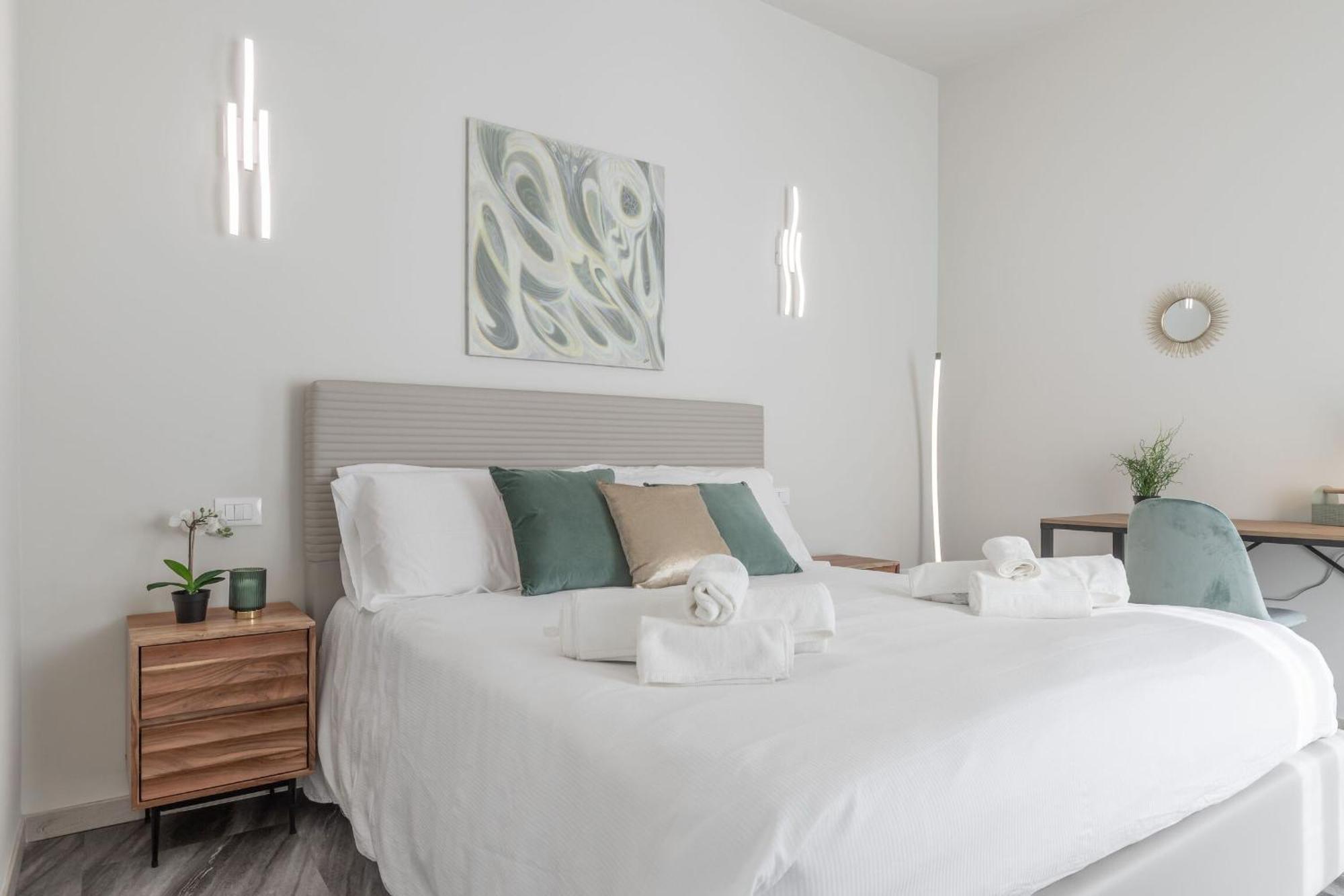 Italian Experience-Suite Ateneo Pavia Esterno foto