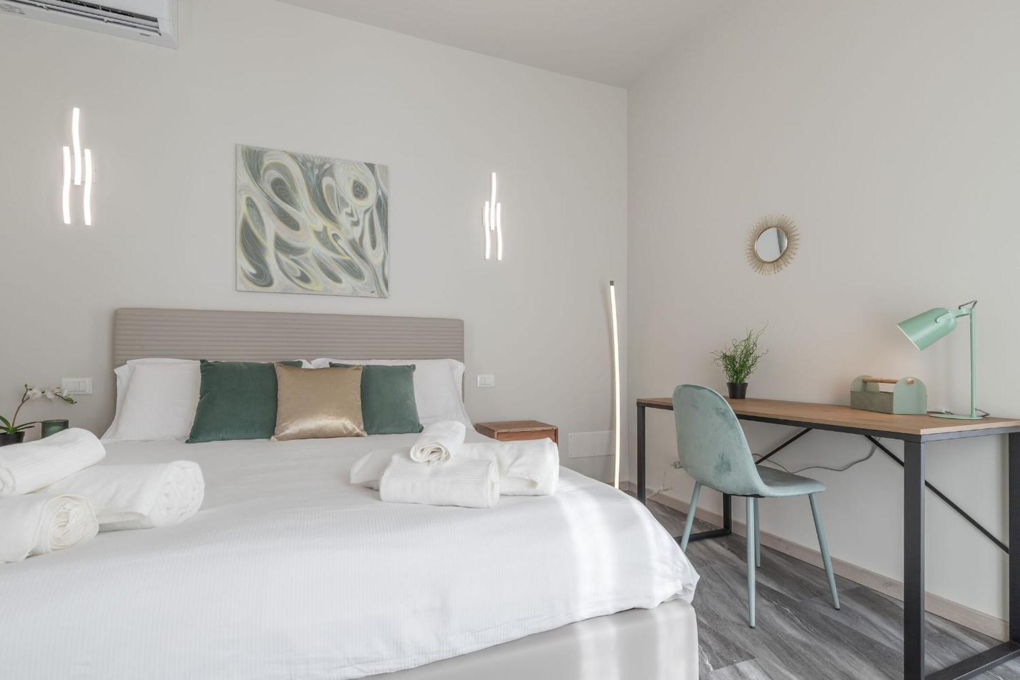 Italian Experience-Suite Ateneo Pavia Esterno foto