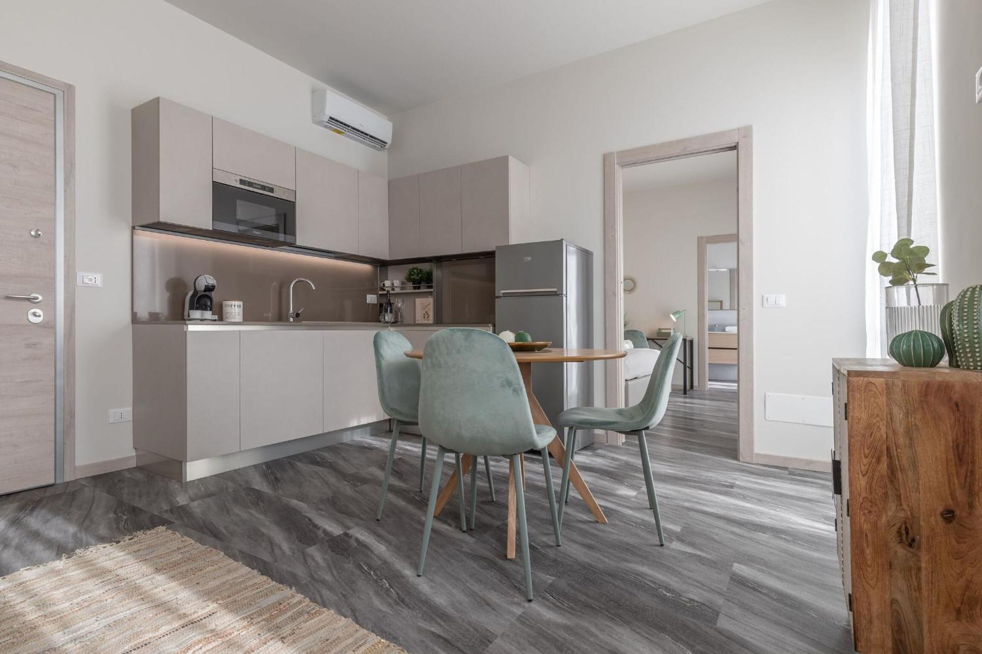 Italian Experience-Suite Ateneo Pavia Esterno foto